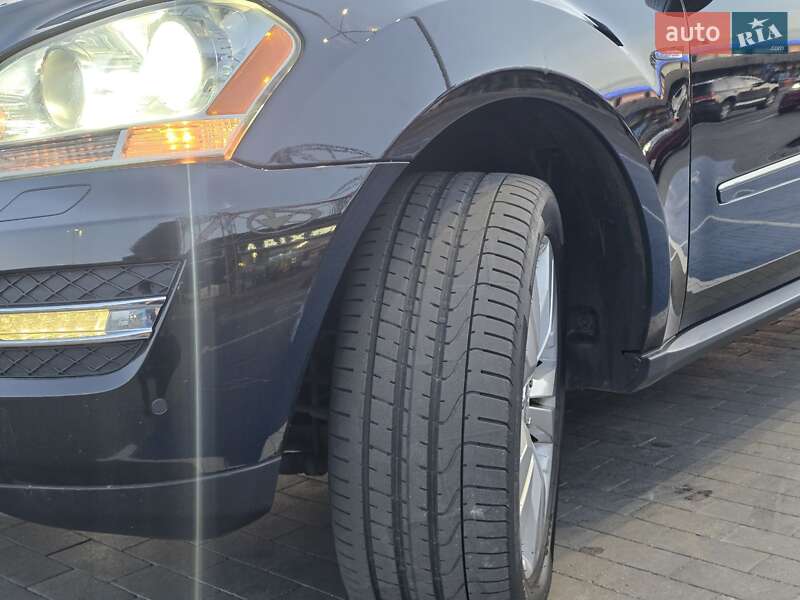 Позашляховик / Кросовер Mercedes-Benz M-Class 2010 в Первомайську