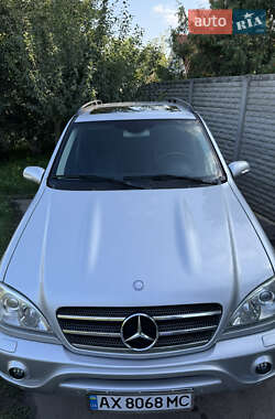 Позашляховик / Кросовер Mercedes-Benz M-Class 2004 в 