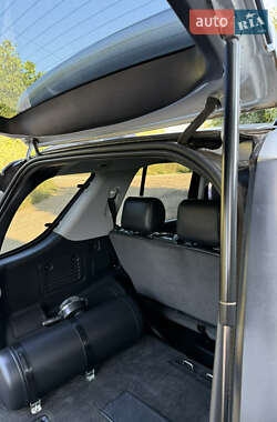 Позашляховик / Кросовер Mercedes-Benz M-Class 2004 в 