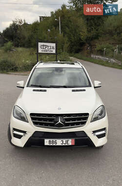 Позашляховик / Кросовер Mercedes-Benz M-Class 2012 в 
