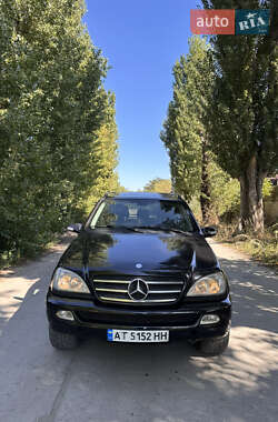 Позашляховик / Кросовер Mercedes-Benz M-Class 2000 в 