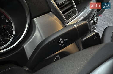 Внедорожник / Кроссовер Mercedes-Benz M-Class 2012 в 