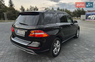 Внедорожник / Кроссовер Mercedes-Benz M-Class 2012 в 