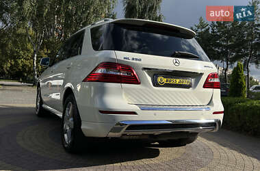 Внедорожник / Кроссовер Mercedes-Benz M-Class 2013 в 