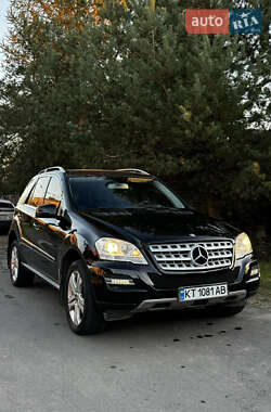 Внедорожник / Кроссовер Mercedes-Benz M-Class 2010 в Ивано-Франковске