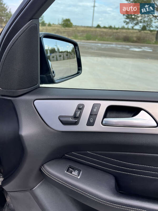Позашляховик / Кросовер Mercedes-Benz M-Class 2013 в Камені-Каширському