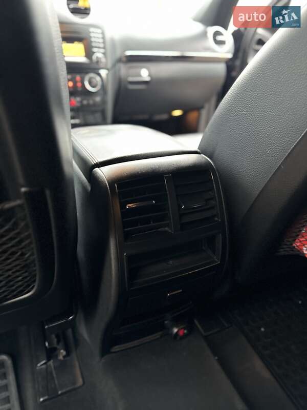 Позашляховик / Кросовер Mercedes-Benz M-Class 2010 в Кривому Розі