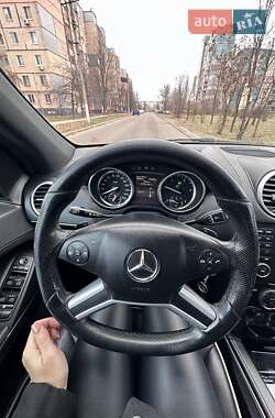Внедорожник / Кроссовер Mercedes-Benz M-Class 2010 в Кривом Роге