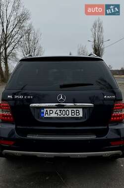 Внедорожник / Кроссовер Mercedes-Benz M-Class 2010 в Кривом Роге