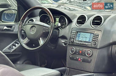 Позашляховик / Кросовер Mercedes-Benz M-Class 2007 в 