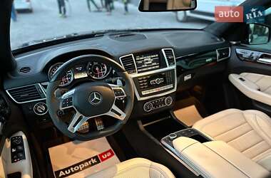 Внедорожник / Кроссовер Mercedes-Benz M-Class 2012 в 