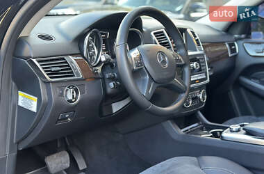 Внедорожник / Кроссовер Mercedes-Benz M-Class 2012 в 