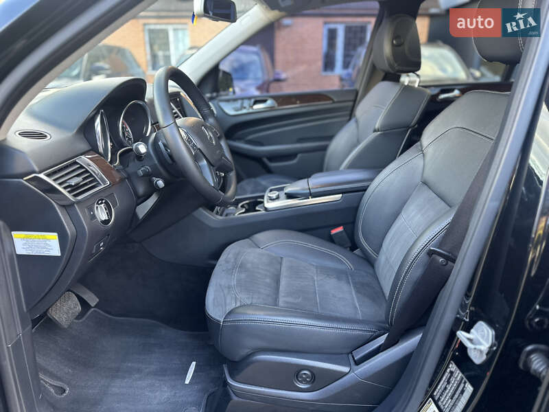 Позашляховик / Кросовер Mercedes-Benz M-Class 2012 в Києві