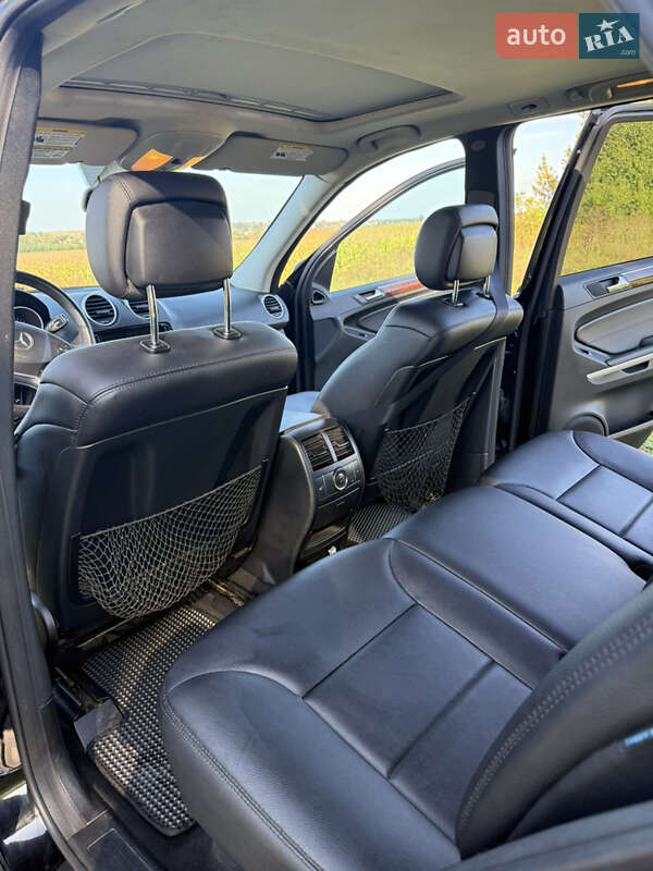 Внедорожник / Кроссовер Mercedes-Benz M-Class 2011 в Куликове