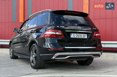 Внедорожник / Кроссовер Mercedes-Benz M-Class 2013 в 