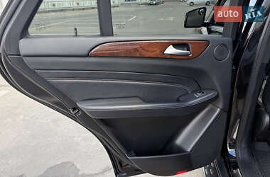Внедорожник / Кроссовер Mercedes-Benz M-Class 2013 в 