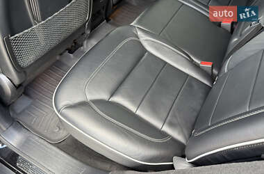 Внедорожник / Кроссовер Mercedes-Benz M-Class 2013 в 