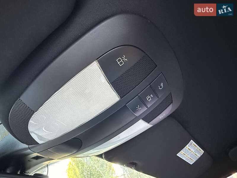 Позашляховик / Кросовер Mercedes-Benz M-Class 2011 в Києві