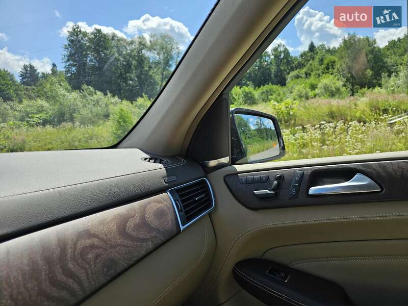 Внедорожник / Кроссовер Mercedes-Benz M-Class 2013 в Трускавце фото 4 Внедорожник / Кроссовер Mercedes-Benz M-Class 2013 в Трускавце