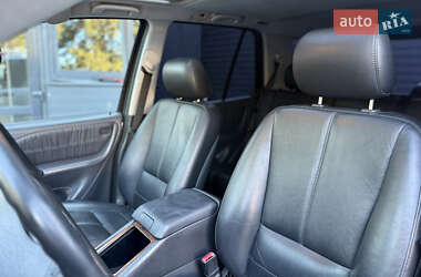 Внедорожник / Кроссовер Mercedes-Benz M-Class 2001 в 