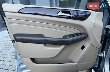 Позашляховик / Кросовер Mercedes-Benz M-Class 2013 в 