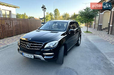 Внедорожник / Кроссовер Mercedes-Benz M-Class 2015 в 