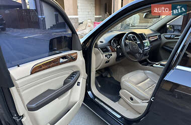 Внедорожник / Кроссовер Mercedes-Benz M-Class 2015 в 