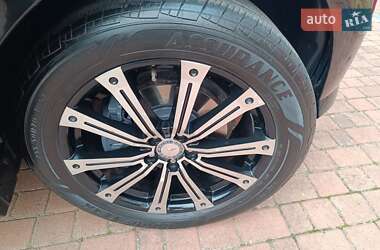 Позашляховик / Кросовер Mercedes-Benz M-Class 2014 в 