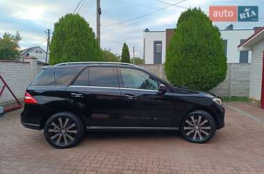 Позашляховик / Кросовер Mercedes-Benz M-Class 2014 в 