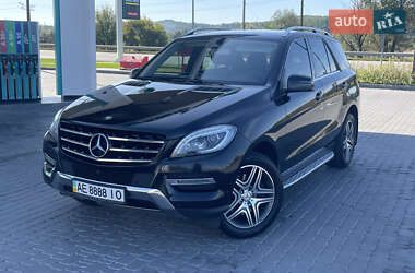Внедорожник / Кроссовер Mercedes-Benz M-Class 2013 в 
