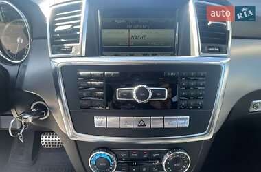 Внедорожник / Кроссовер Mercedes-Benz M-Class 2013 в 