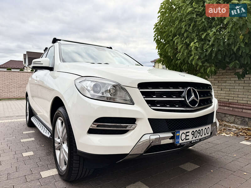 Внедорожник / Кроссовер Mercedes-Benz M-Class 2013 в Черновцах