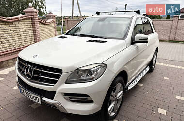Позашляховик / Кросовер Mercedes-Benz M-Class 2013 в 