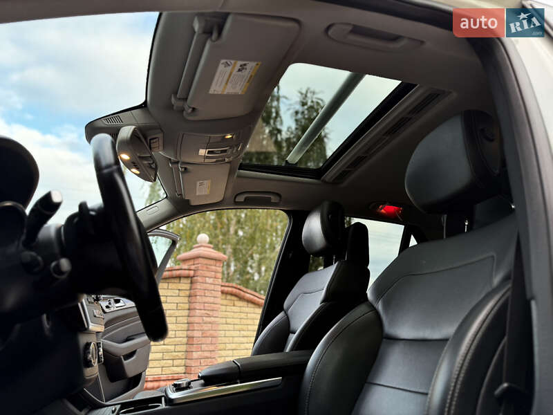 Внедорожник / Кроссовер Mercedes-Benz M-Class 2013 в Черновцах
