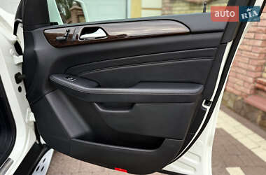 Позашляховик / Кросовер Mercedes-Benz M-Class 2013 в 