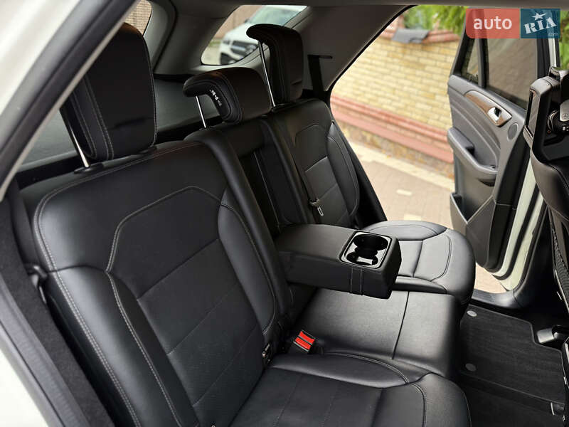 Внедорожник / Кроссовер Mercedes-Benz M-Class 2013 в Черновцах