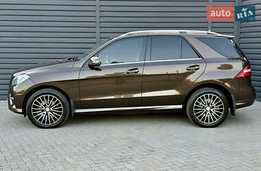 Внедорожник / Кроссовер Mercedes-Benz M-Class 2013 в 