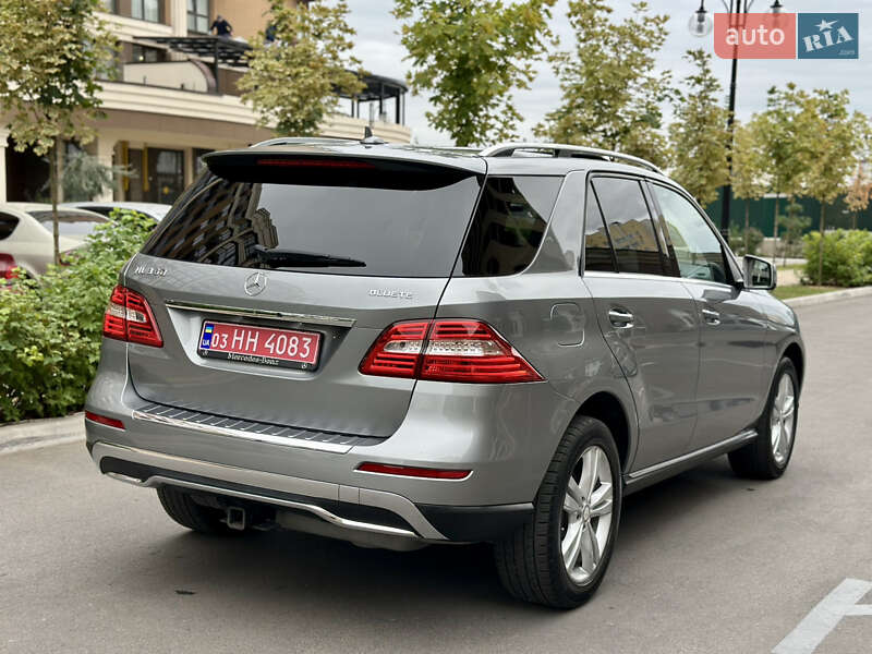 Внедорожник / Кроссовер Mercedes-Benz M-Class 2014 в Киеве
