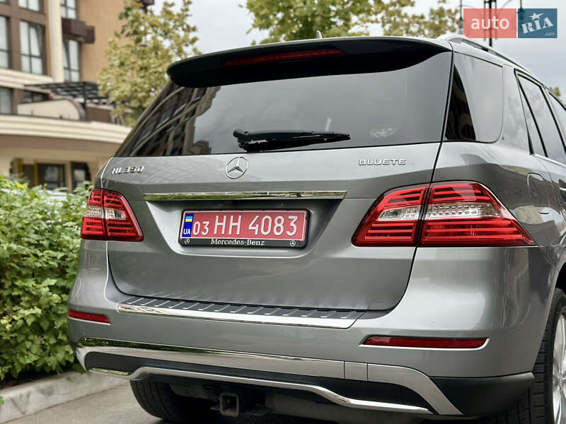 Внедорожник / Кроссовер Mercedes-Benz M-Class 2014 в Киеве