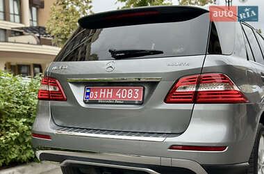 Внедорожник / Кроссовер Mercedes-Benz M-Class 2014 в 