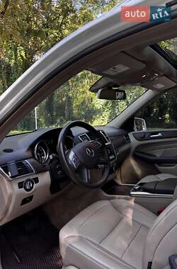 Внедорожник / Кроссовер Mercedes-Benz M-Class 2014 в 