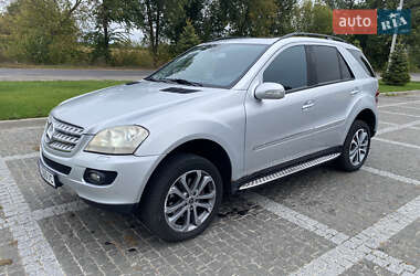 Внедорожник / Кроссовер Mercedes-Benz M-Class 2006 в Пирятине