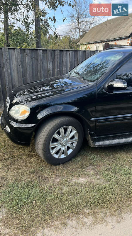 Внедорожник / Кроссовер Mercedes-Benz M-Class 2005 в Прилуках