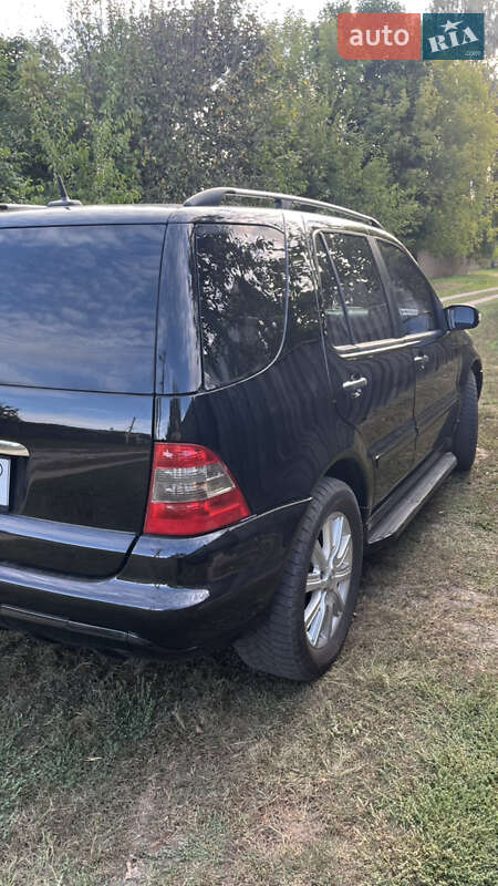 Внедорожник / Кроссовер Mercedes-Benz M-Class 2005 в Прилуках
