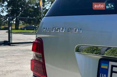 Внедорожник / Кроссовер Mercedes-Benz M-Class 2010 в 
