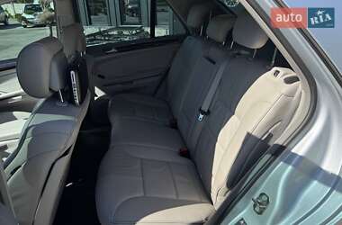 Внедорожник / Кроссовер Mercedes-Benz M-Class 2010 в 