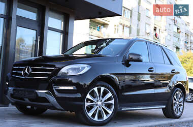 Внедорожник / Кроссовер Mercedes-Benz M-Class 2014 в 