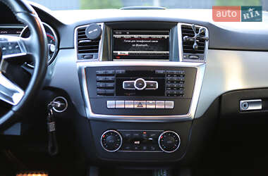Внедорожник / Кроссовер Mercedes-Benz M-Class 2014 в 