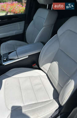 Позашляховик / Кросовер Mercedes-Benz M-Class 2012 в 