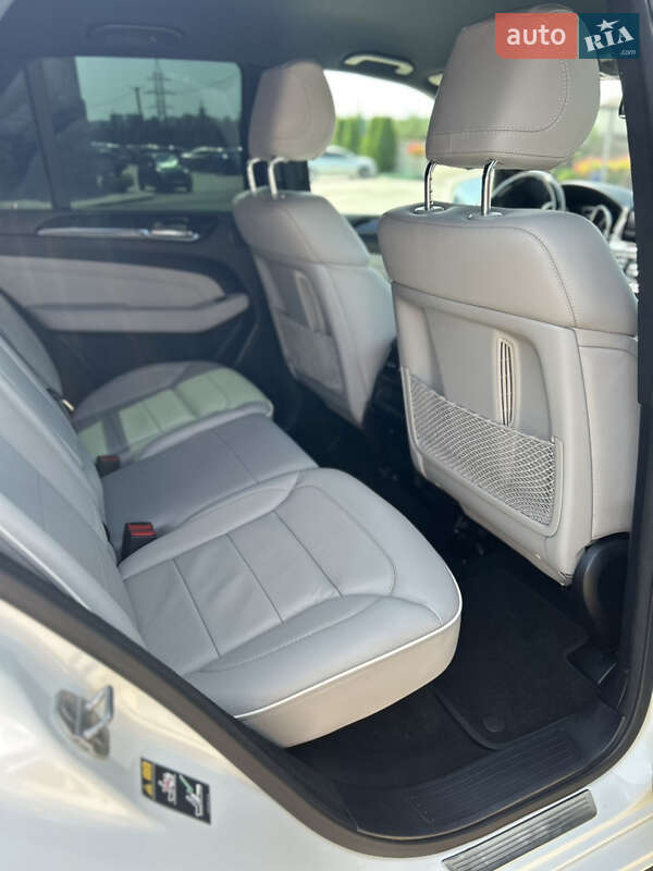 Внедорожник / Кроссовер Mercedes-Benz M-Class 2012 в Днепре